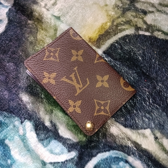 Louis Vuitton Card Holder - Picture 4 of 12